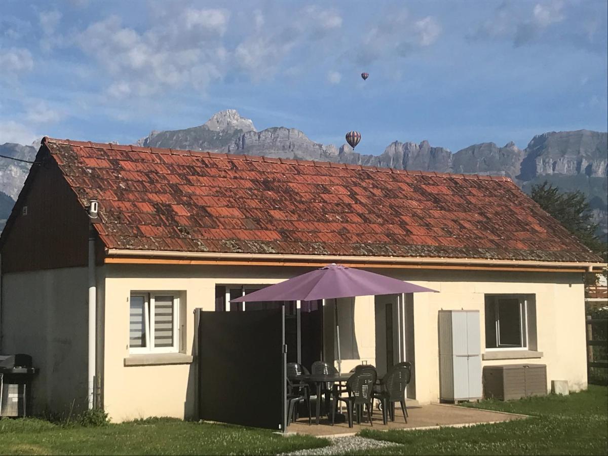 Maisonnette Entre Lac De Passy Et Montagnes Domancy Exterior foto